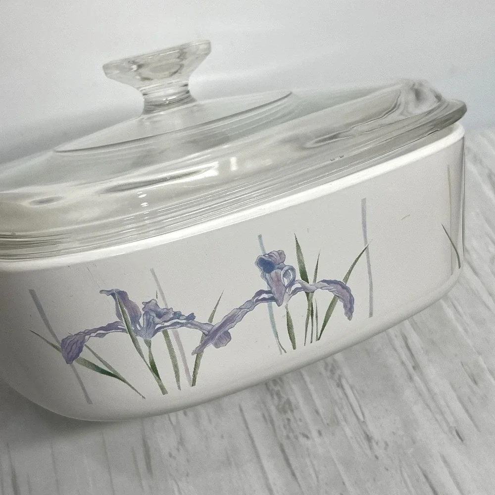 Vintage‎ Corning Ware Shadow Iris A-2-B Casserole 2 Liter With A-9-C Pyrex Lid